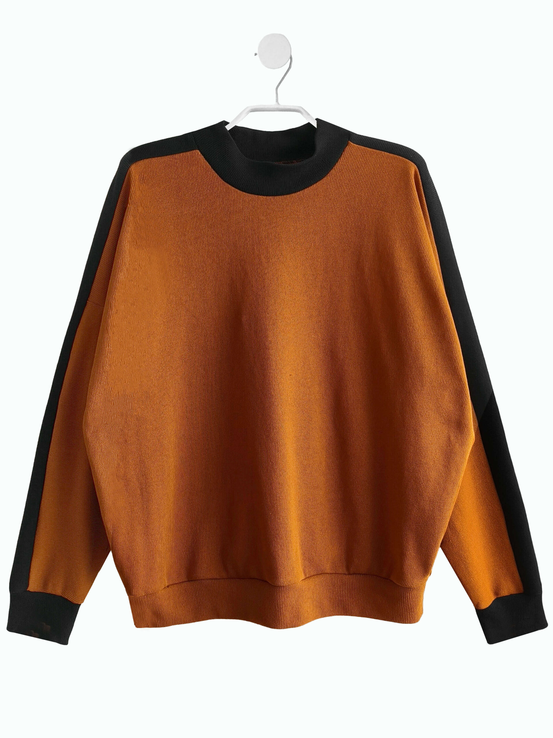STRICK-SWEATER<br />rusty orange/schwarz