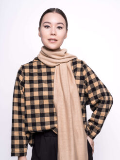 SCHAL SOFT KNIT<br />sand & schwarz