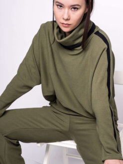 Alternative view of ROLLKRAGEN PULLOVER lindgrün